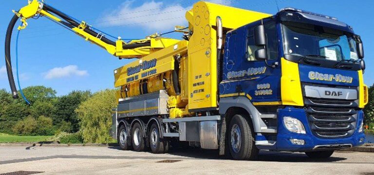 Drainage experts Clear Flow lorry.