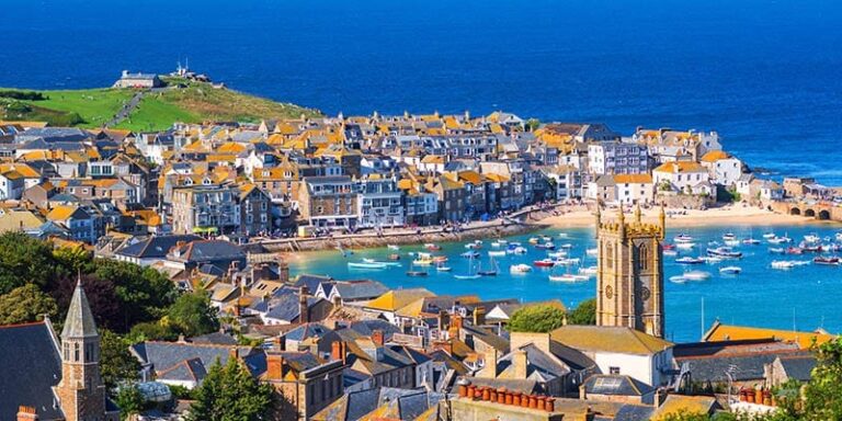 A view looking down on St Ives harbour on a glorious sunny day.